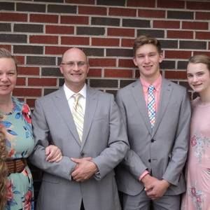 Meet your Posher, Josiah